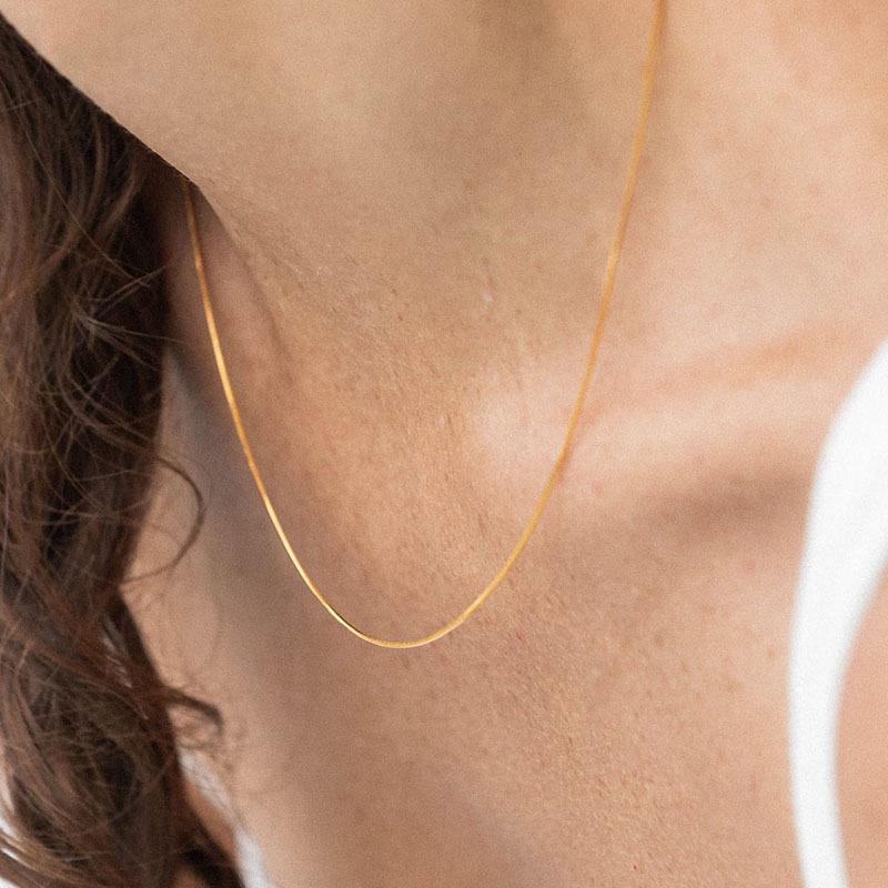 Thin Round necklace